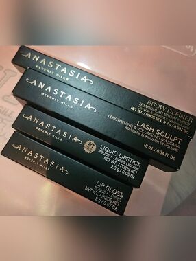 Anastasia Beverly Hills Makeup Bundle